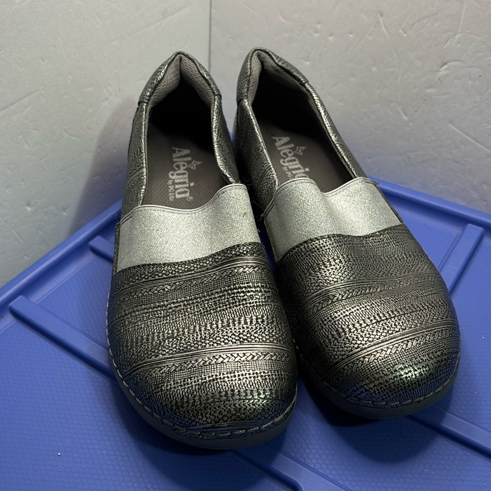 Alegria Glee Chainmail Women's Sz 38 Us: 8 Casual Mary Jane Flat Gle-713 Silver
